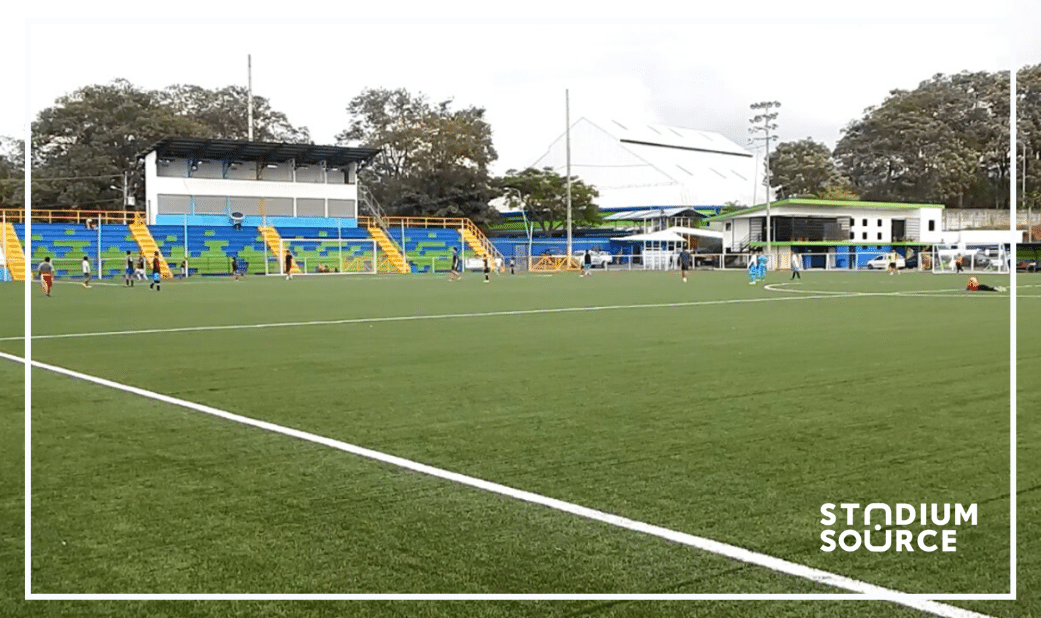 estadios-de-futbol-con-cesped-sintetico-deportivo-cuty-monge-costa-rica-stadium-source