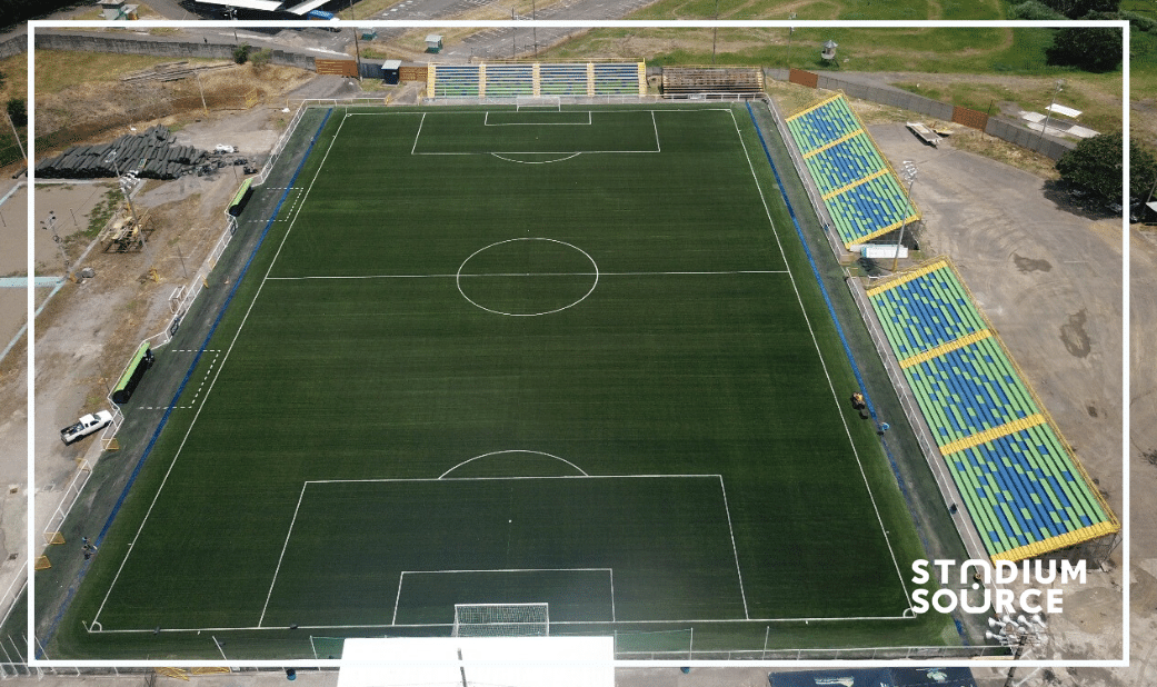 estadios-de-futbol-con-cesped-sintetico-deportivo-cuty-monge-costa-rica-stadium-source