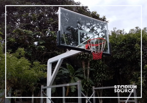 Tablero de baloncesto con medidas oficiales